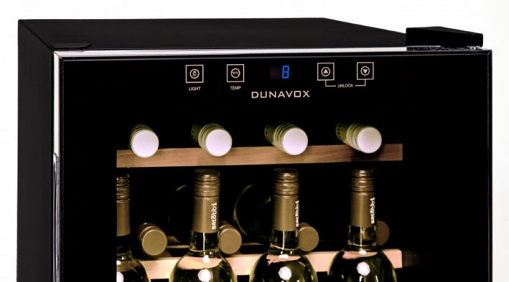 Винный шкаф Dunavox DX-16.46K