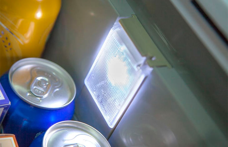 Подсветка холодильной камеры у Indel B TB31